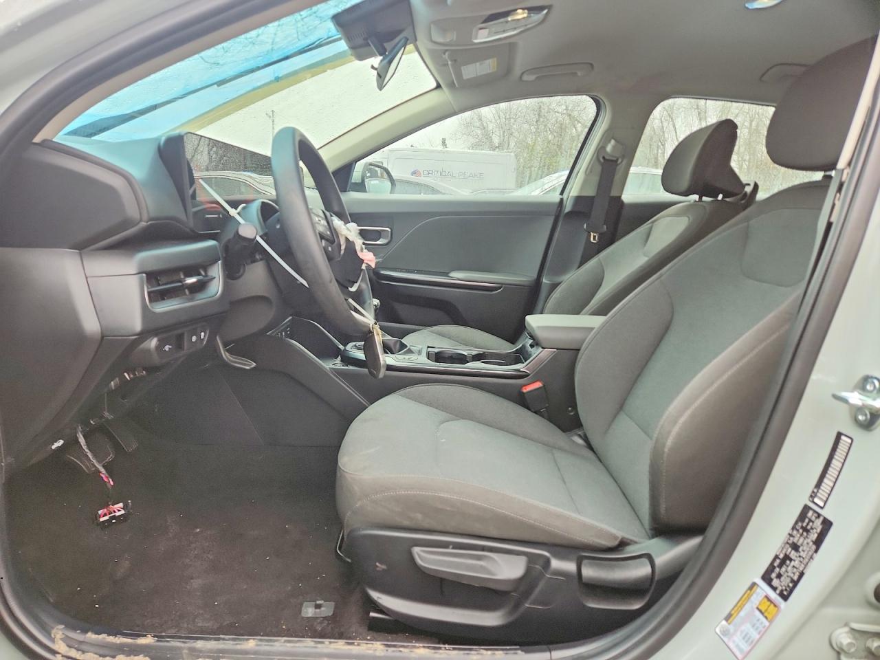 2025 Kia All other VIN 3KPFT4DE3SE016220 photo 7