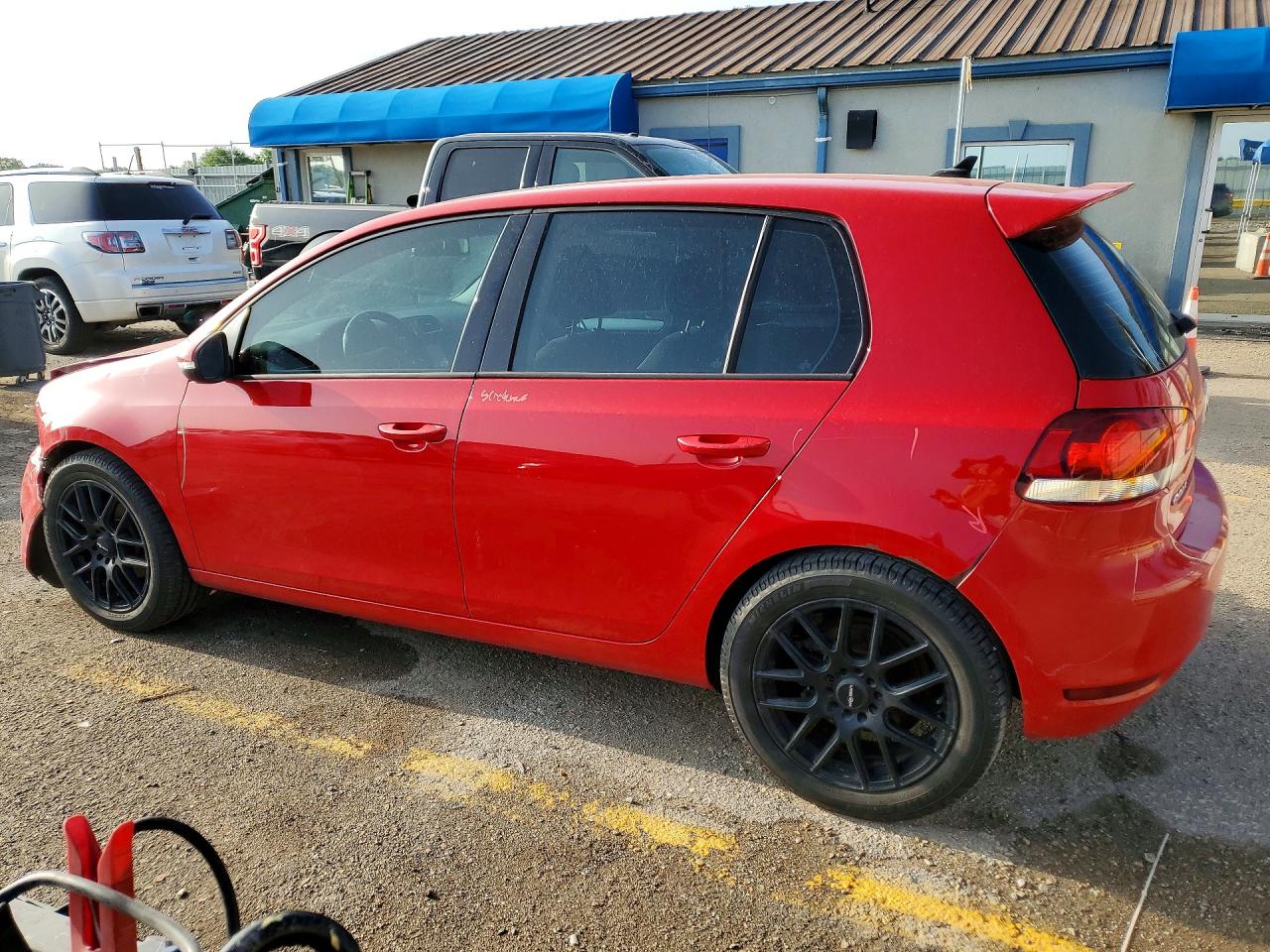 2014 Volkswagen Golf VIN WVWDB7AJ0EW001374 photo 2