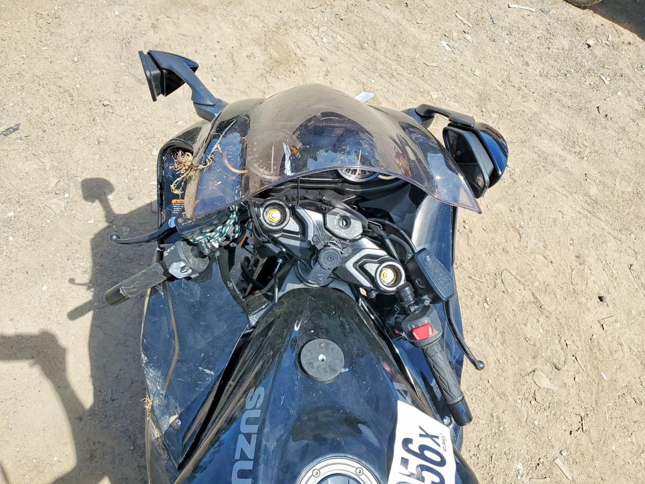 2025 Suzuki Gsx1300 VIN JS1EJ11B5S7100866 photo 5