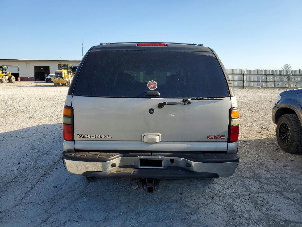 2006 GMC Yukon VIN 1GKFK16Z96J138482 photo 6