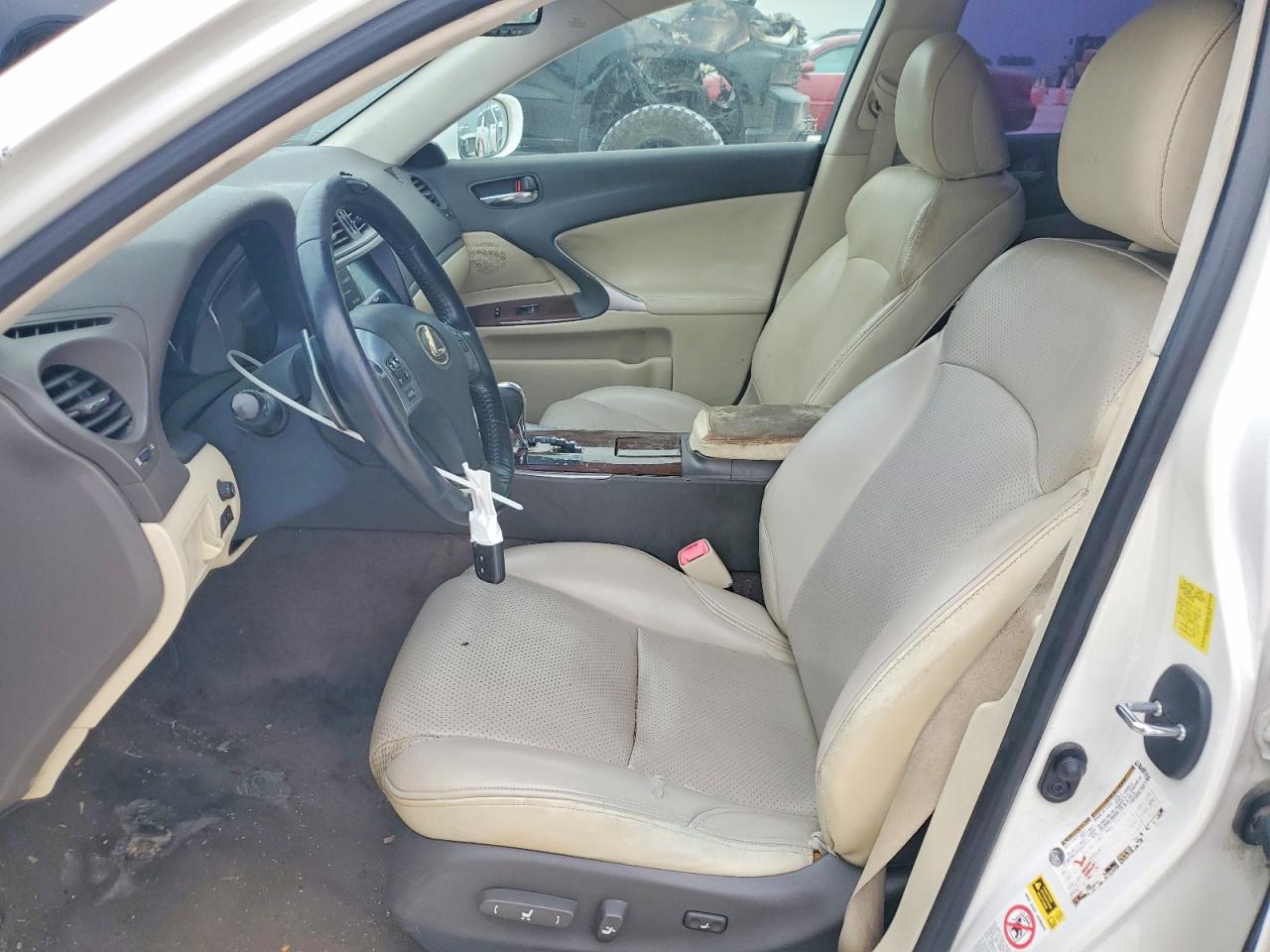 2011 LEXUS Is VIN JTHBF5C24B5135083 photo 7