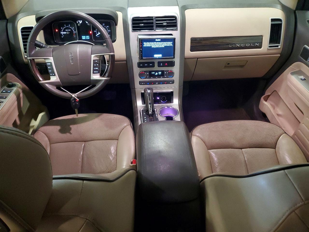2010 LINCOLN Mkx VIN 2LMDJ8JC7ABJ04930 photo 8