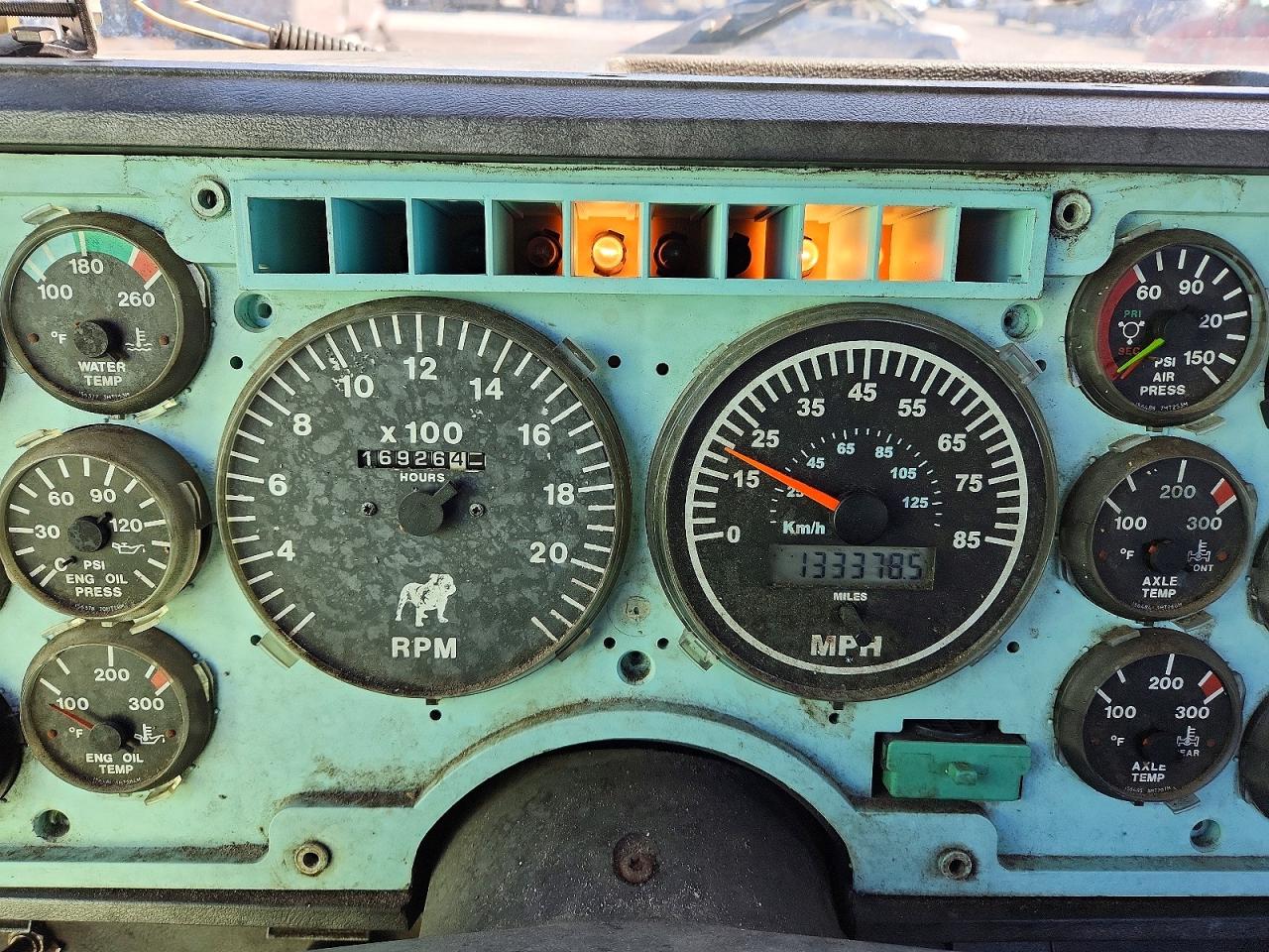 1999 MACK All other VIN 1M1AA18Y6XW113105 photo 8