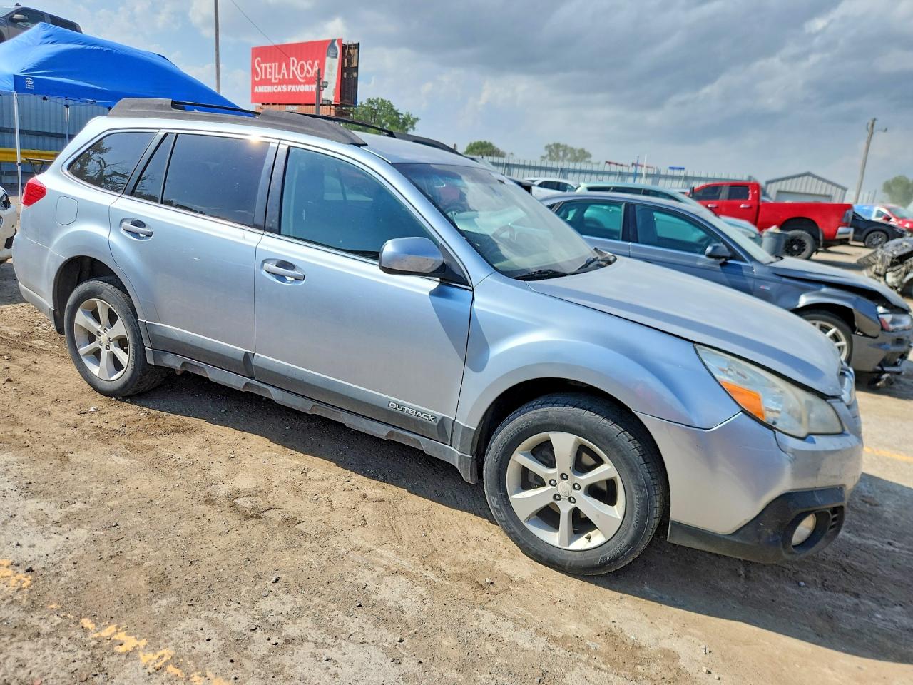 2014 Subaru Outback VIN 4S4BRCCC1E3234011 photo 4