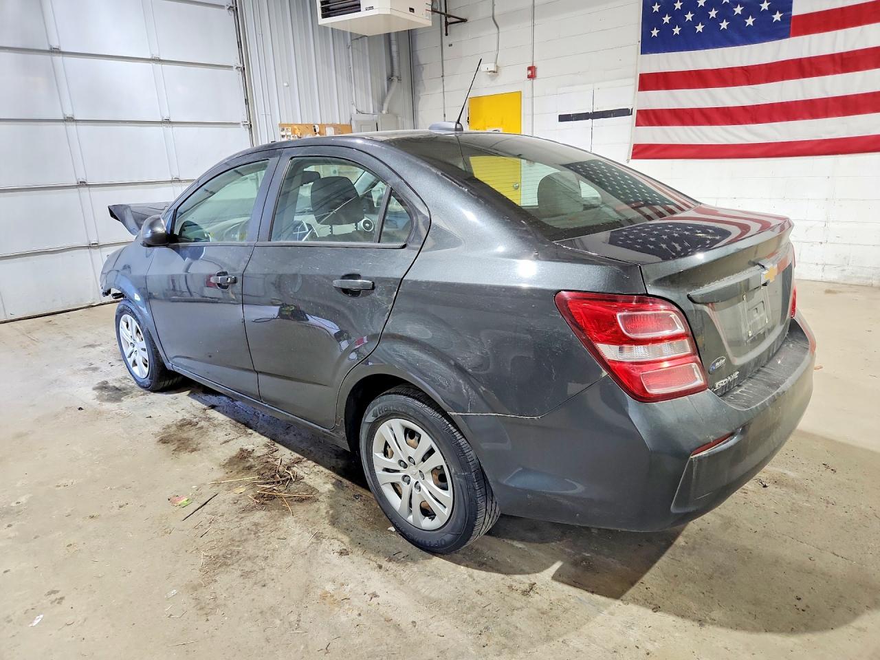 2020 Chevrolet SONIC VIN 1G1JB5SB9L4137440 photo 2