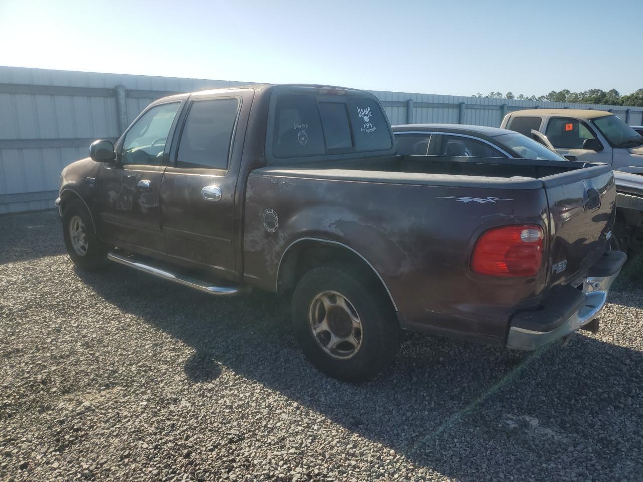 2001 Ford F150 VIN 1FTRW07L11KD66626 photo 2