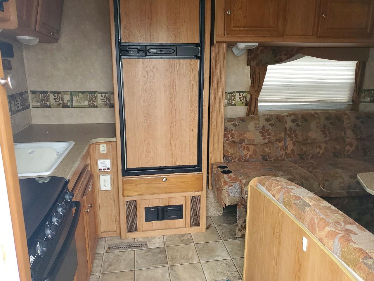 2007 JAYCO Recreation VIN 1UJBJ02M871JZ0107 photo 6