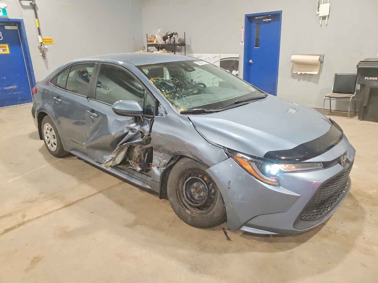 2020 Toyota Corolla VIN 5YFBPRBE1LP037599 photo 4
