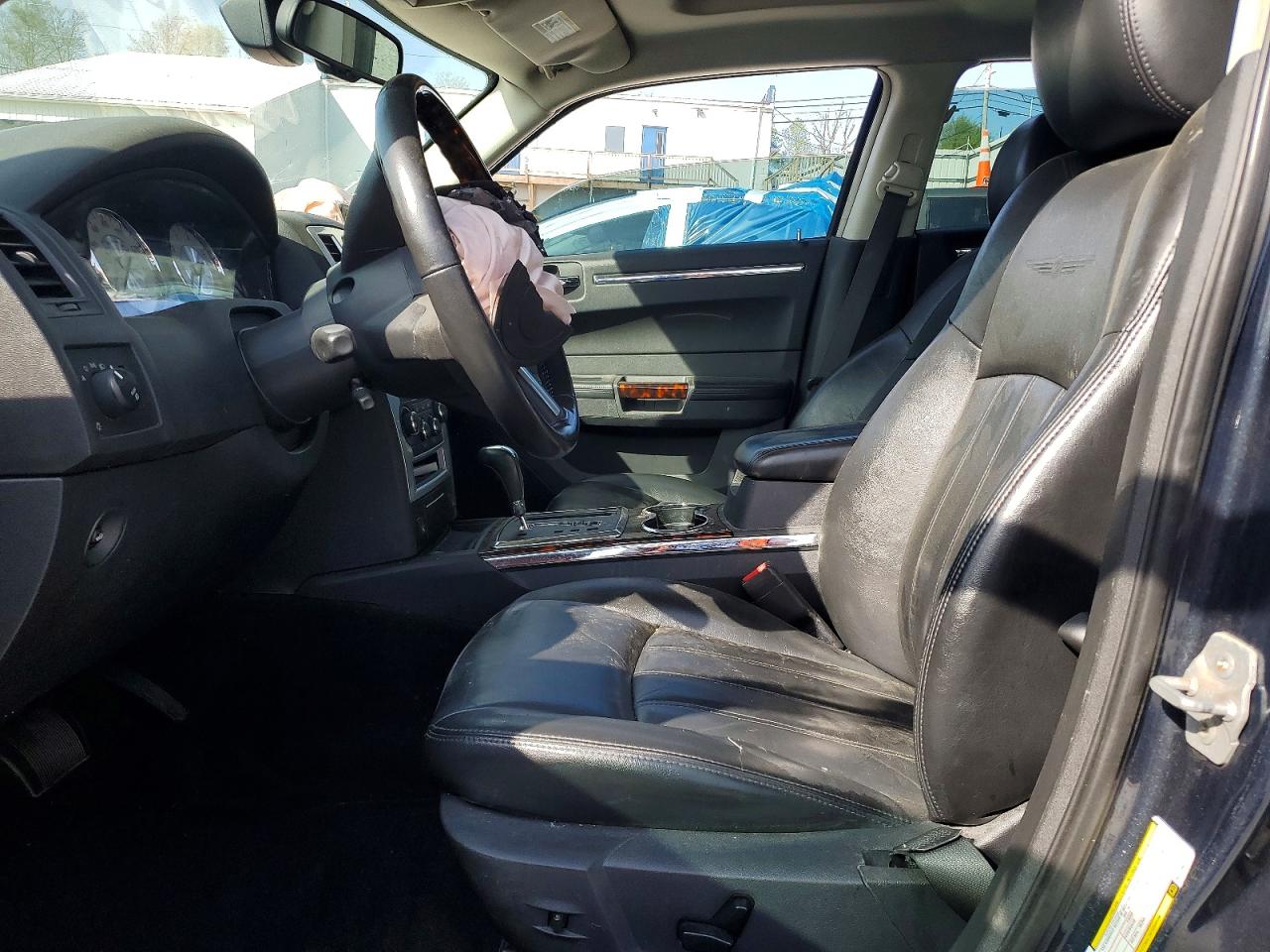 2008 Chrysler 300 VIN 2C3KA63H18H140614 photo 7