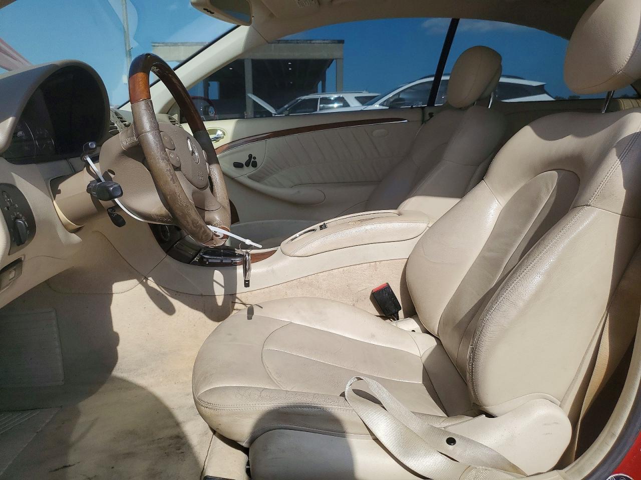 2009 Mercedes-Benz Clk-class VIN WDBTJ56H99F264993 photo 7
