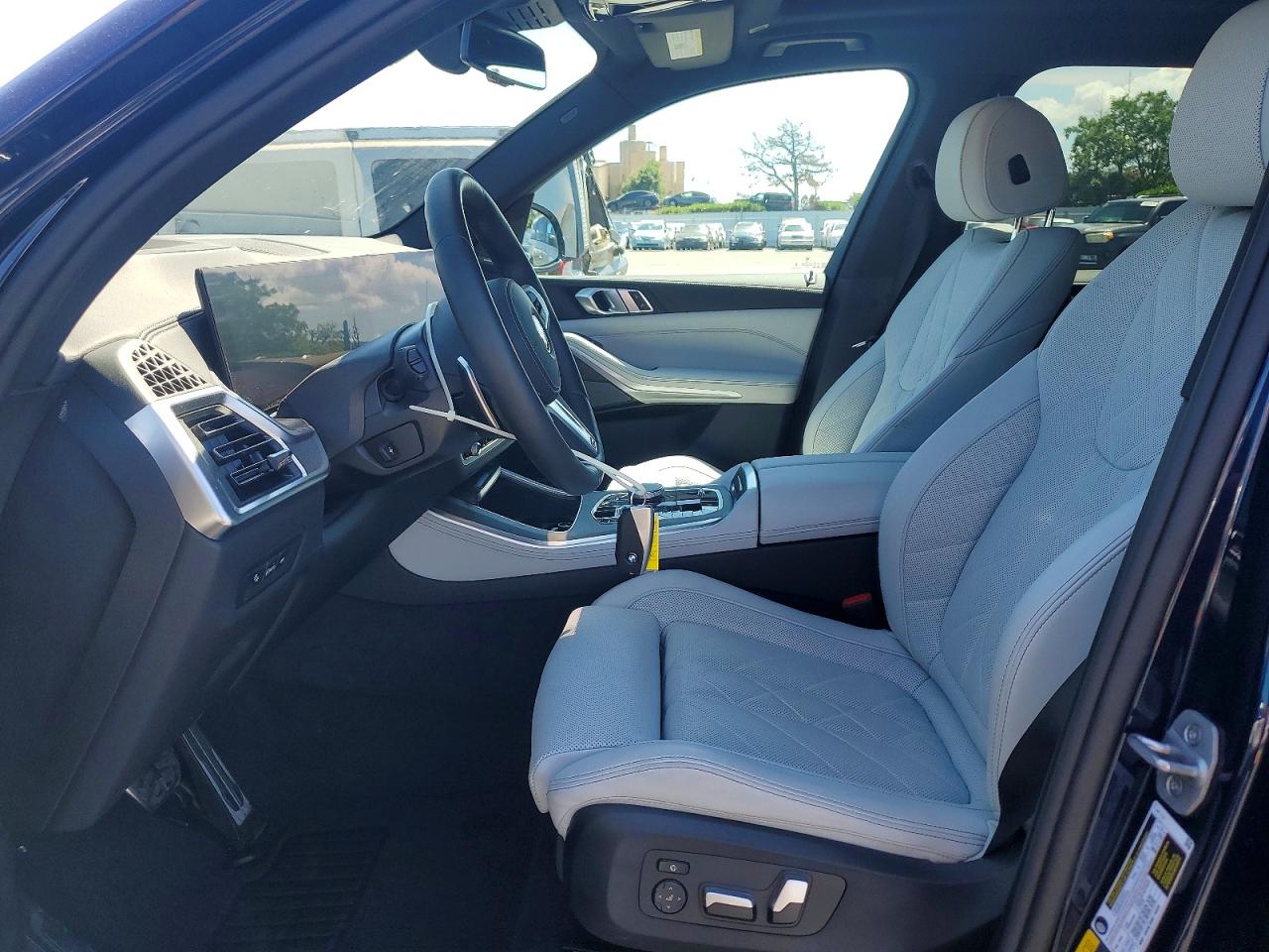 2025 BMW X5 VIN 5UX43EU09S9Z63380 photo 7