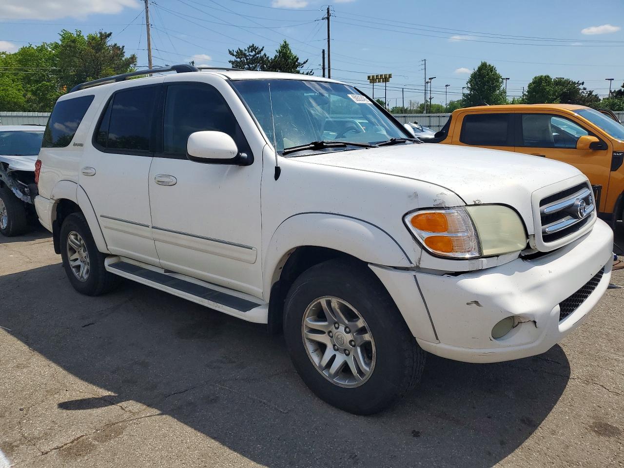2004 Toyota Sequoia VIN 5TDBT48A94S221135 photo 4