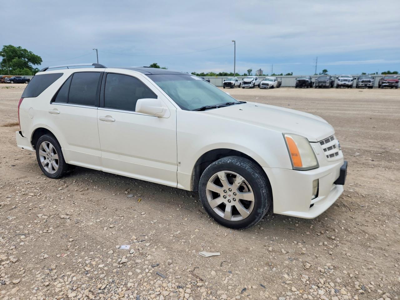 2008 Cadillac Srx VIN 1GYEE637X80125323 photo 4