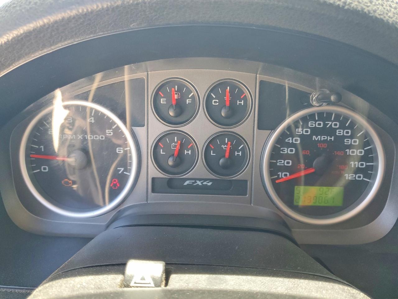 2004 Ford F150 VIN 1FTPW14514KC14756 photo 9