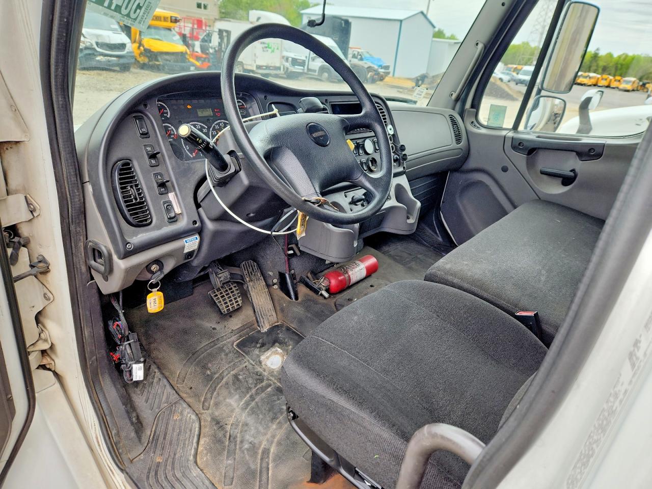 2015 FREIGHTLINER All other VIN 1FVACXDT8FHGS7264 photo 8