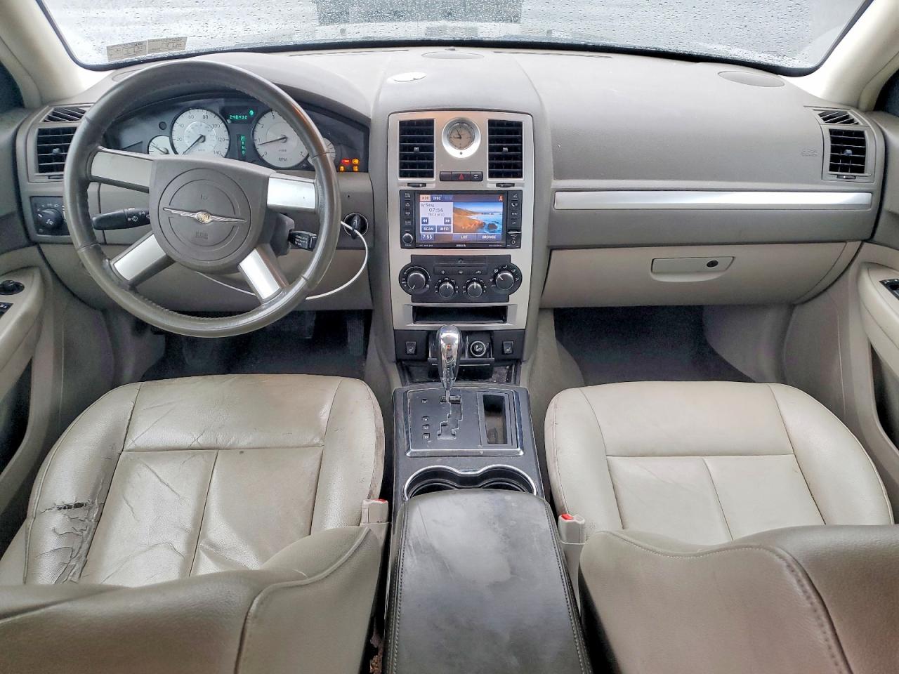 2009 Chrysler 300 VIN 2C3LK53VX9H578910 photo 8