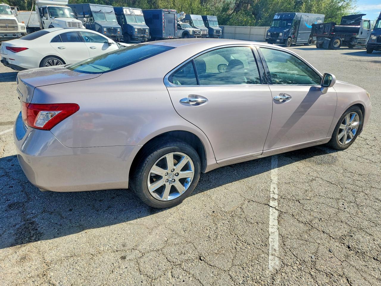 2007 Lexus ES350 VIN JTHBJ46G872050031 photo 3