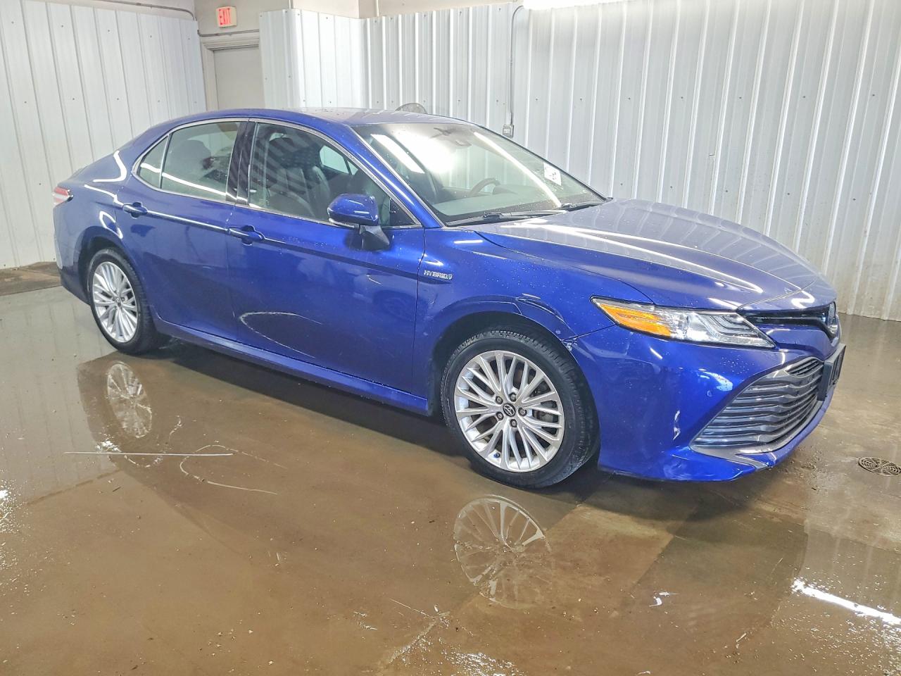 2018 Toyota Camry sola VIN 4T1B21HK6JU501558 photo 4