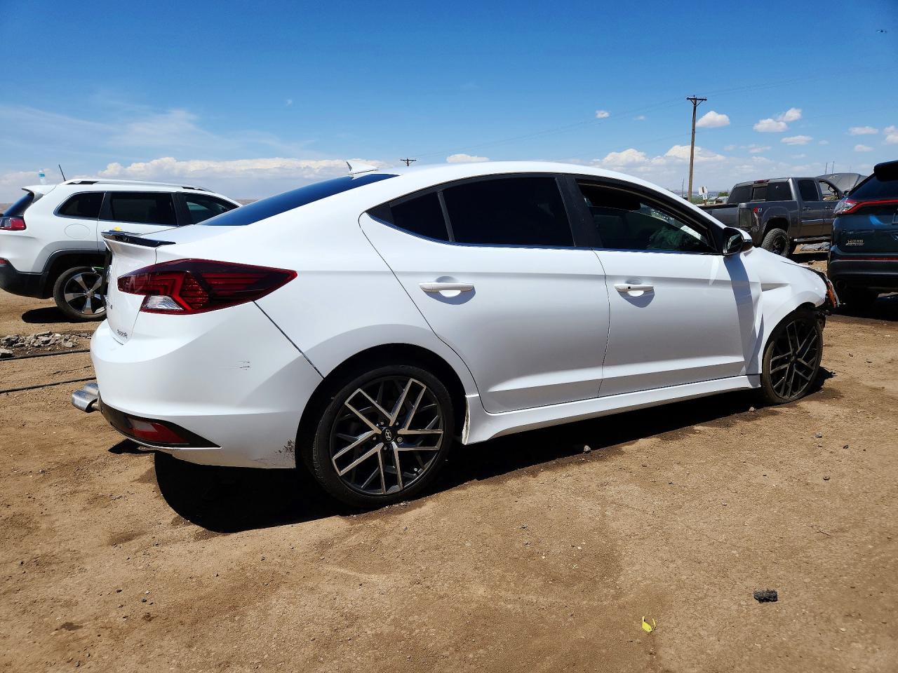 2019 Elantra VIN KMHD04LB1KU865315 photo 3