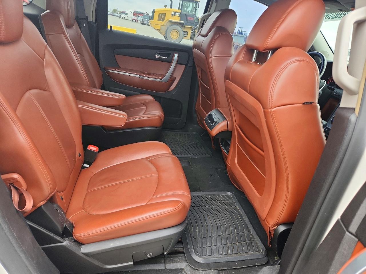 2007 GMC Acadia VIN 1GKEV33767J172155 photo 11