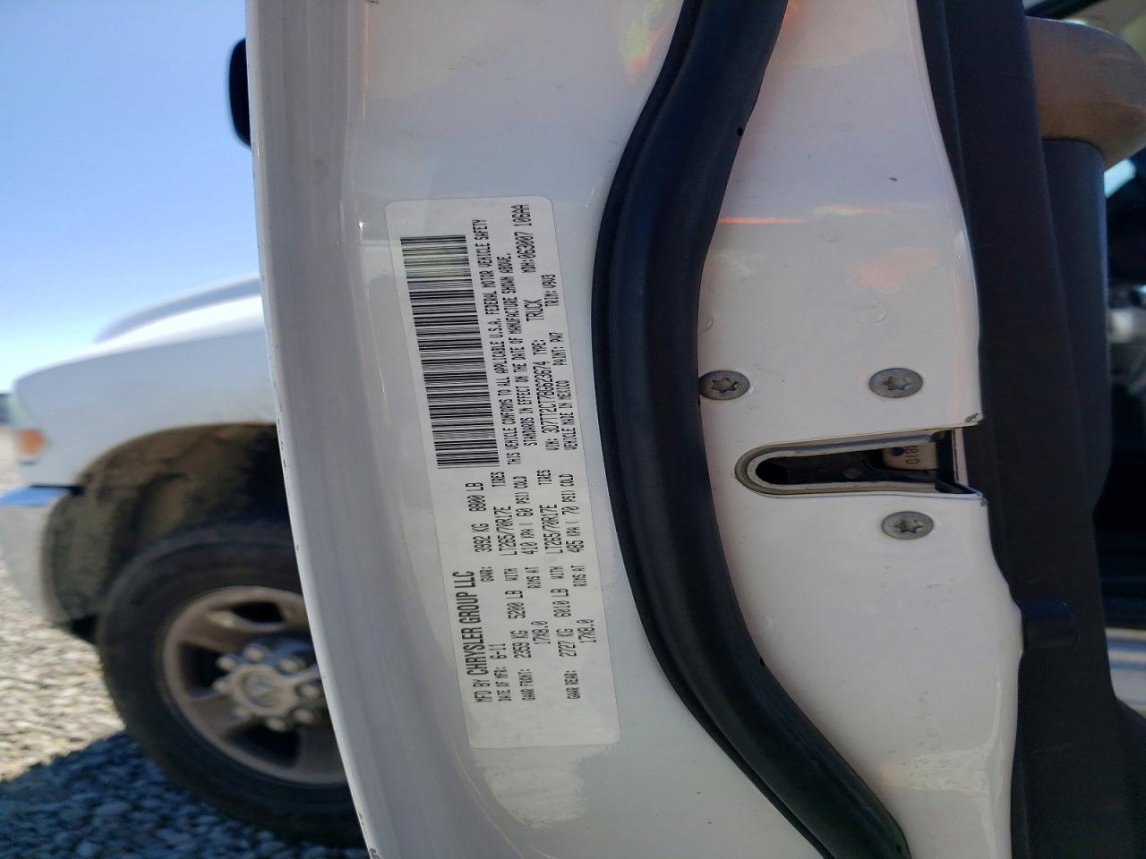 2011 Dodge All models VIN 3D7TT2CT7BG623674 photo 12