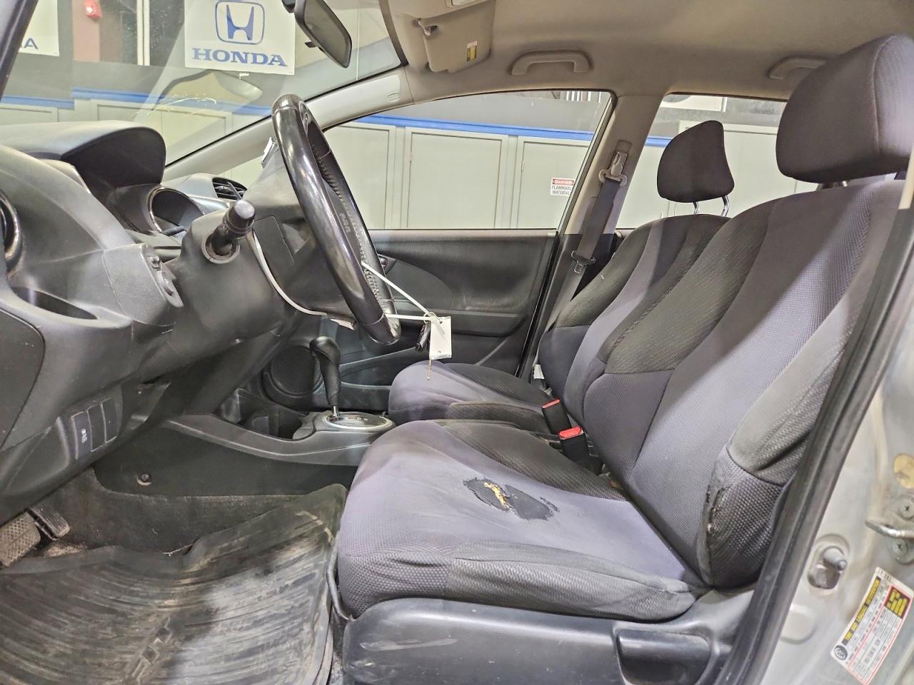 2012 Honda Fit VIN JHMGE8H50CC001486 photo 7