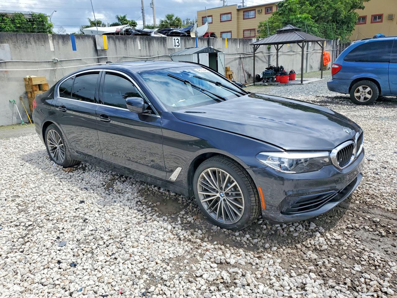 2020 BMW 5 series VIN WBAJR3C0XLCD59656 photo 4