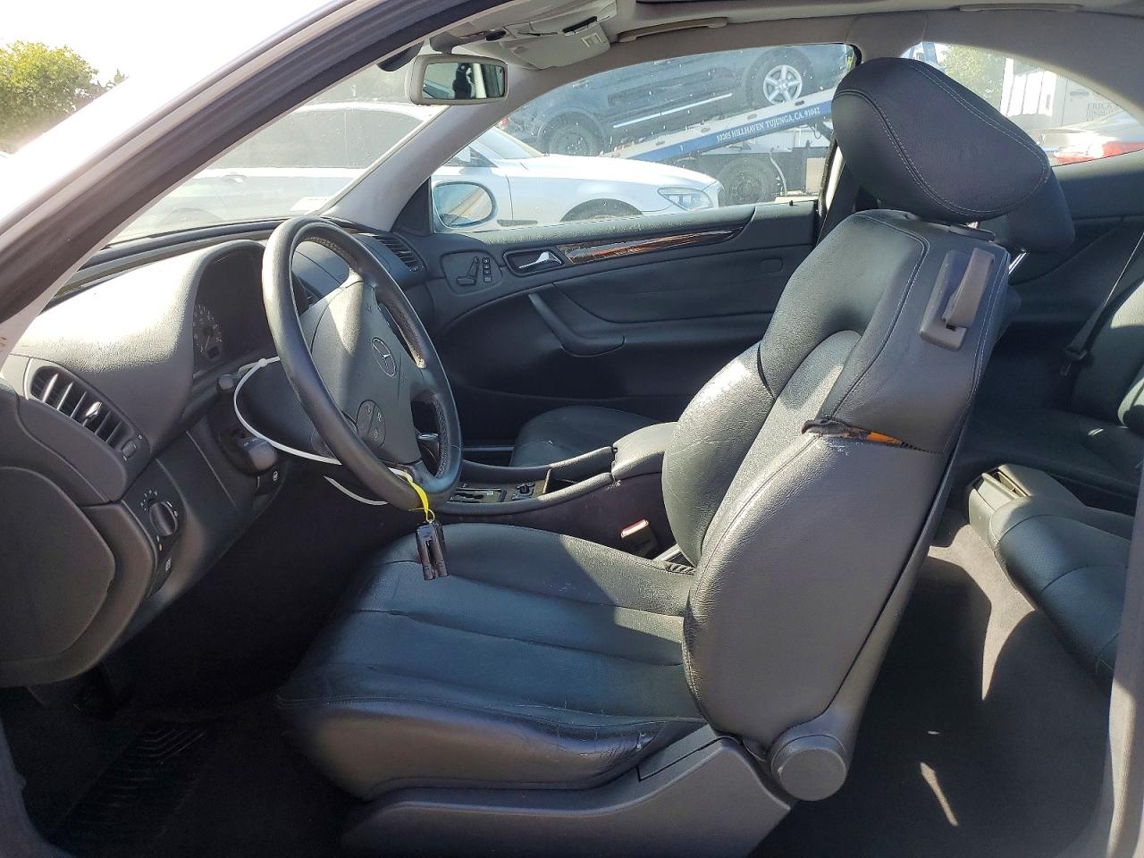 2001 Mercedes-Benz Clk-class VIN WDBLJ70G61T069712 photo 7