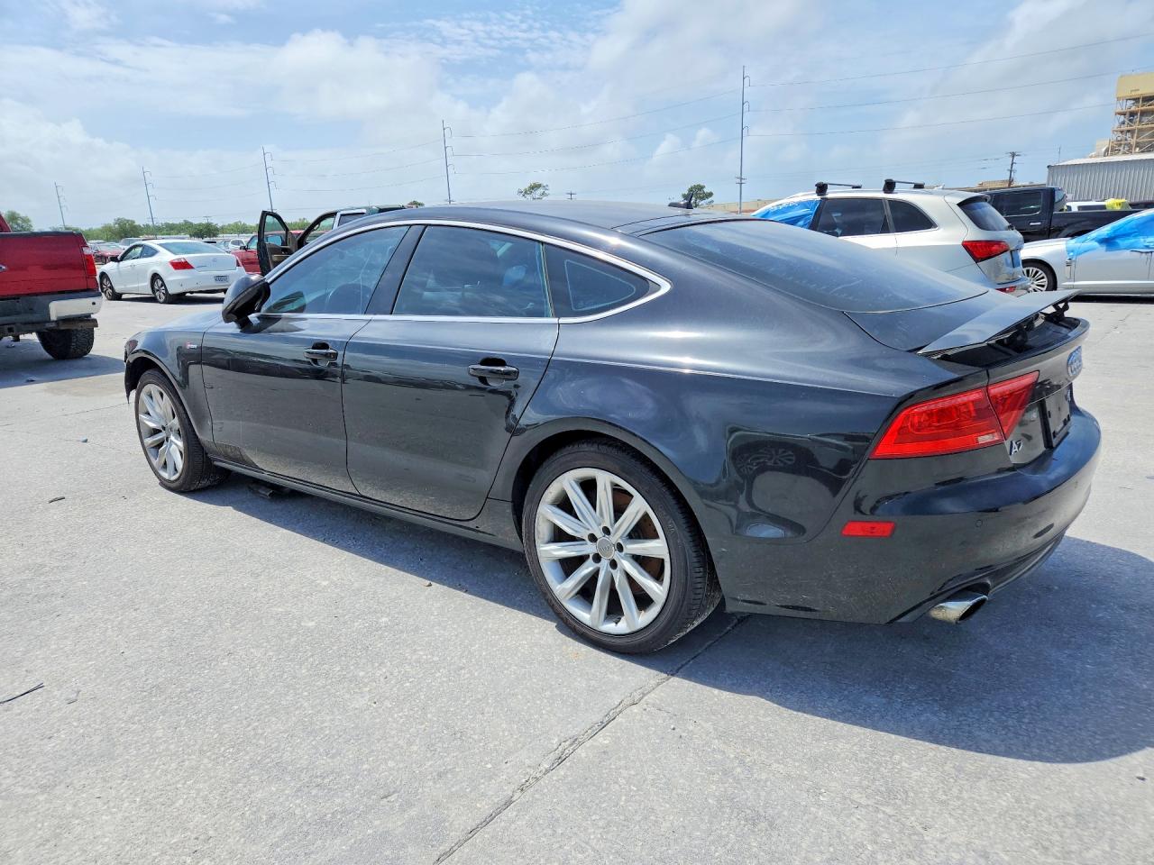 2012 Audi A7 VIN WAUSGAFC7CN006264 photo 2