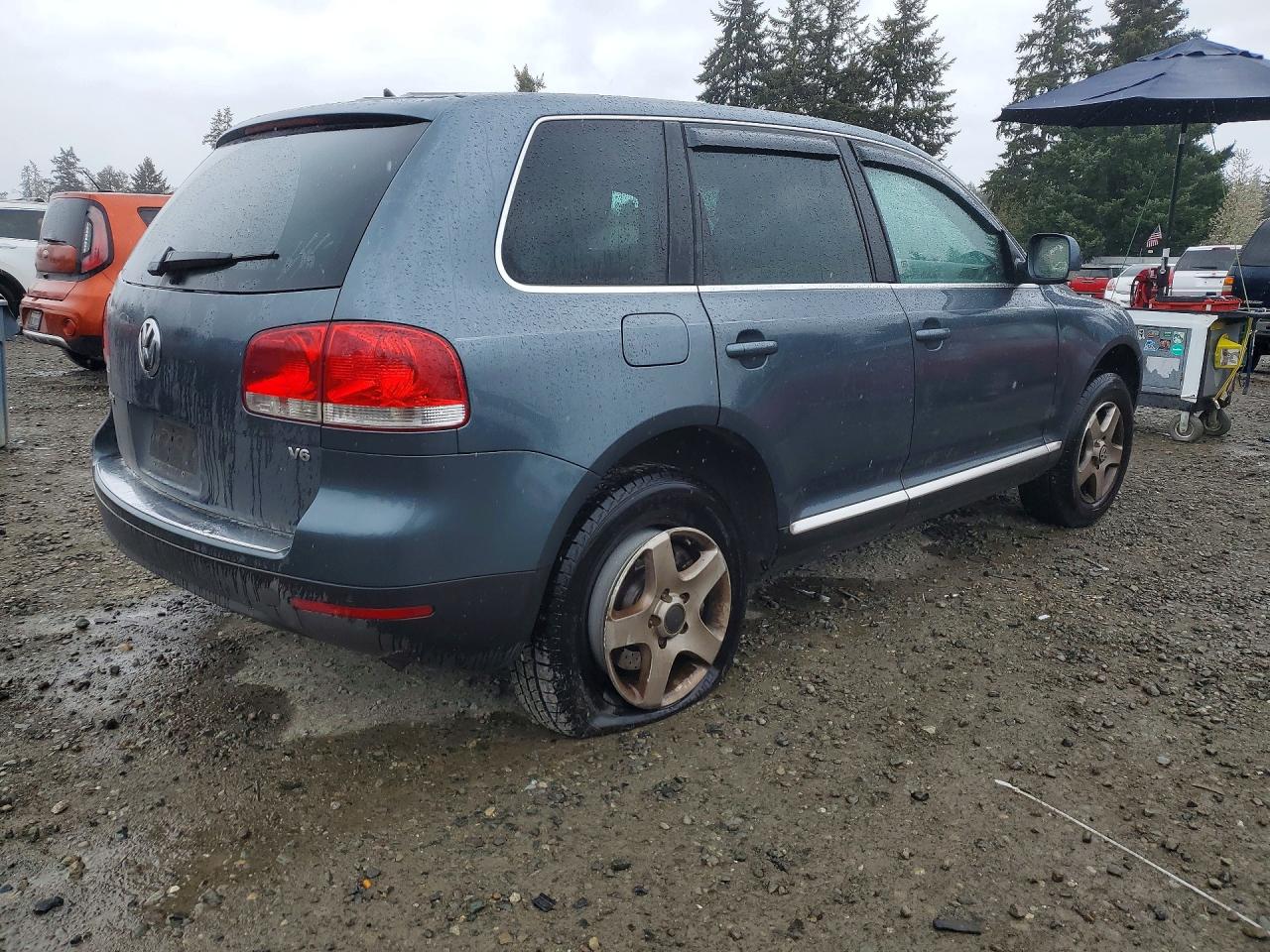 2006 Volkswagen Touareg VIN WVGZG77L76D024482 photo 3