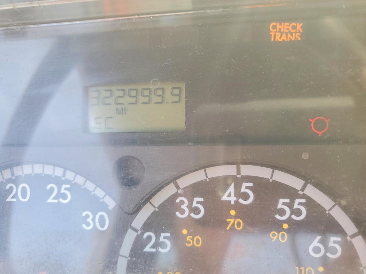 2004 FREIGHTLINER All other VIN 1FUBBUDC44HM87511 photo 8