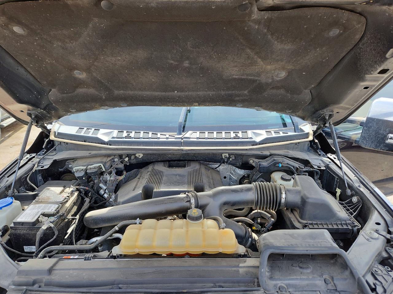 2018 Ford F150 VIN 1FTFW1EG2JFD99299 photo 11