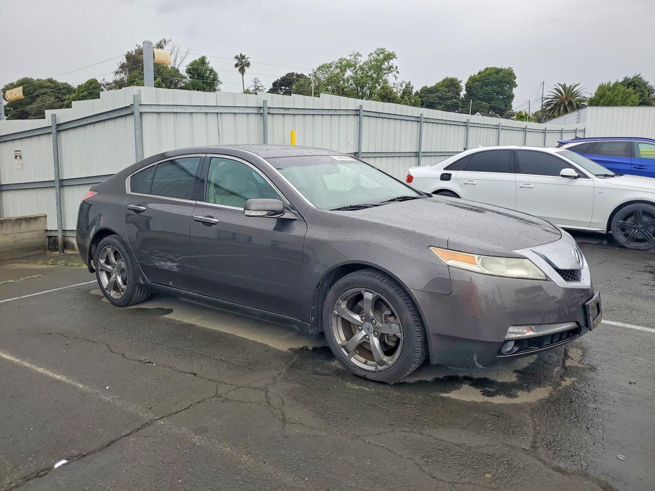 2011 Acura Tl VIN 19UUA8F58BA005235 photo 4