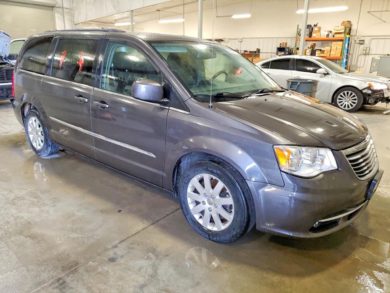 2015 Chrysler Minivan VIN 2C4RC1BG7FR510410 photo 4