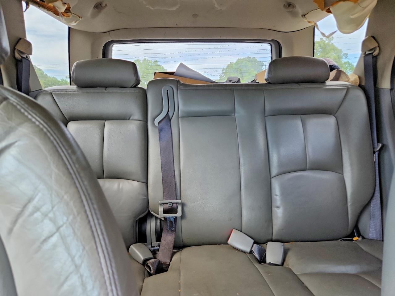 2007 Saturn Vue VIN 5GZCZ33D97S802305 photo 10