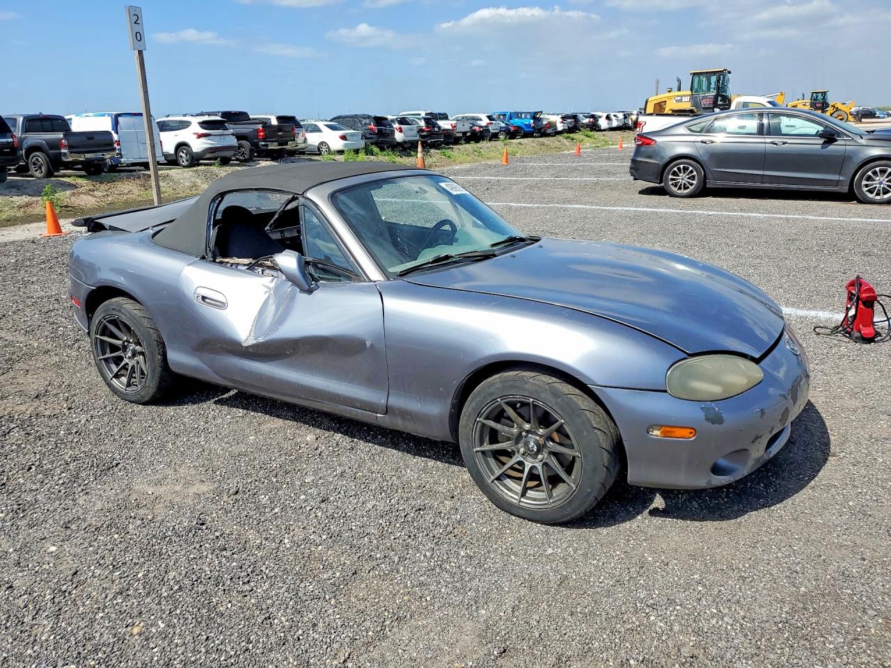 2004 Mazda Mx5 VIN JM1NB354X40409772 photo 4