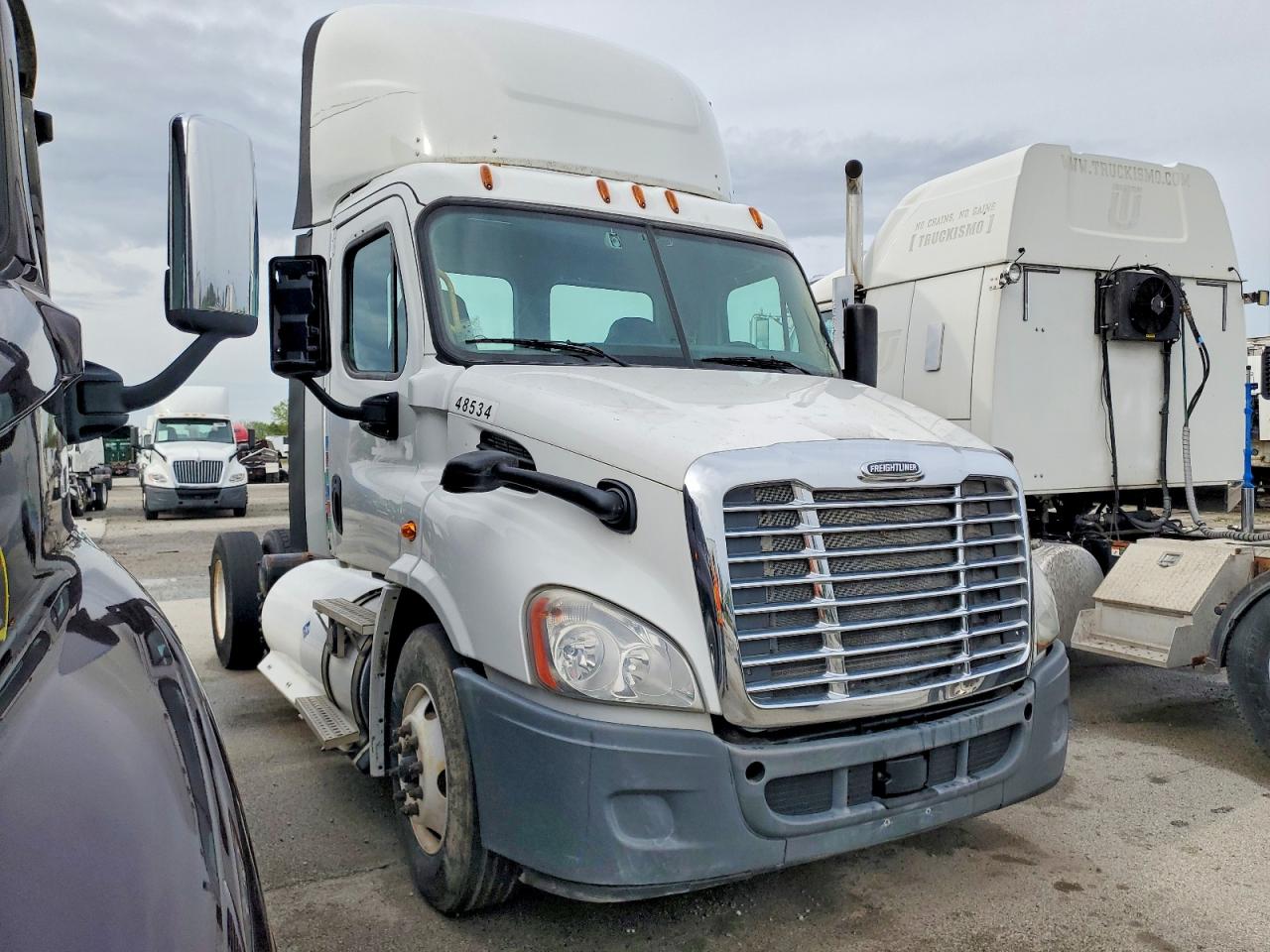 2018 FREIGHTLINER All other VIN 1FUBGAD95JLJS1005 photo 1