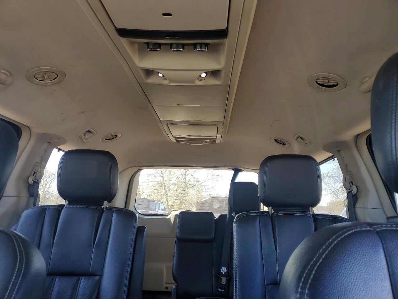 2014 Chrysler Minivan VIN 2C4RC1CG7ER250166 photo 10