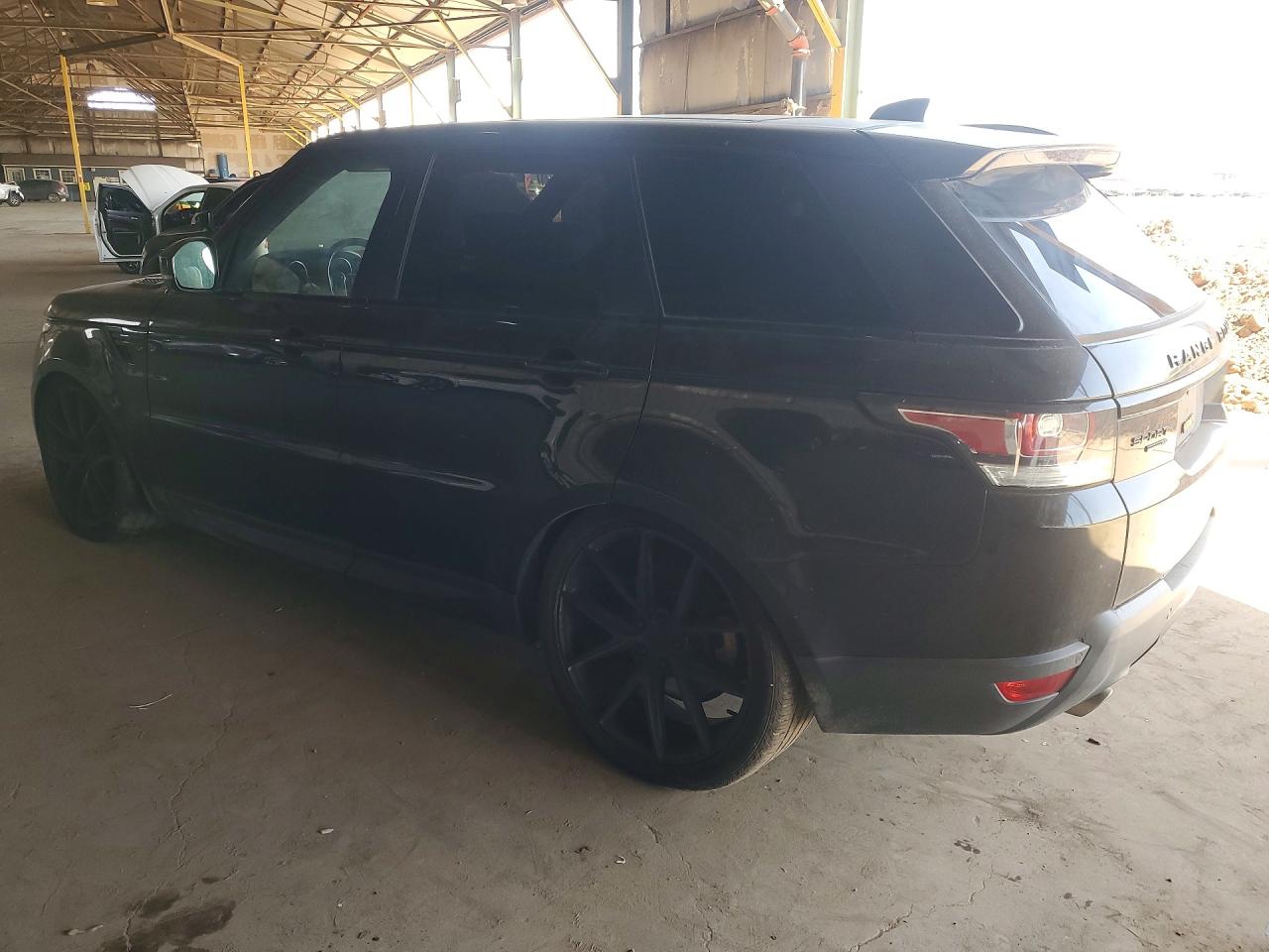2017 Land Rangerover VIN SALWR2FV3HA154828 photo 2