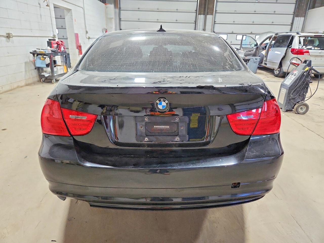 2011 BMW 328 i sule VIN WBAPH5G59BNM81312 photo 6
