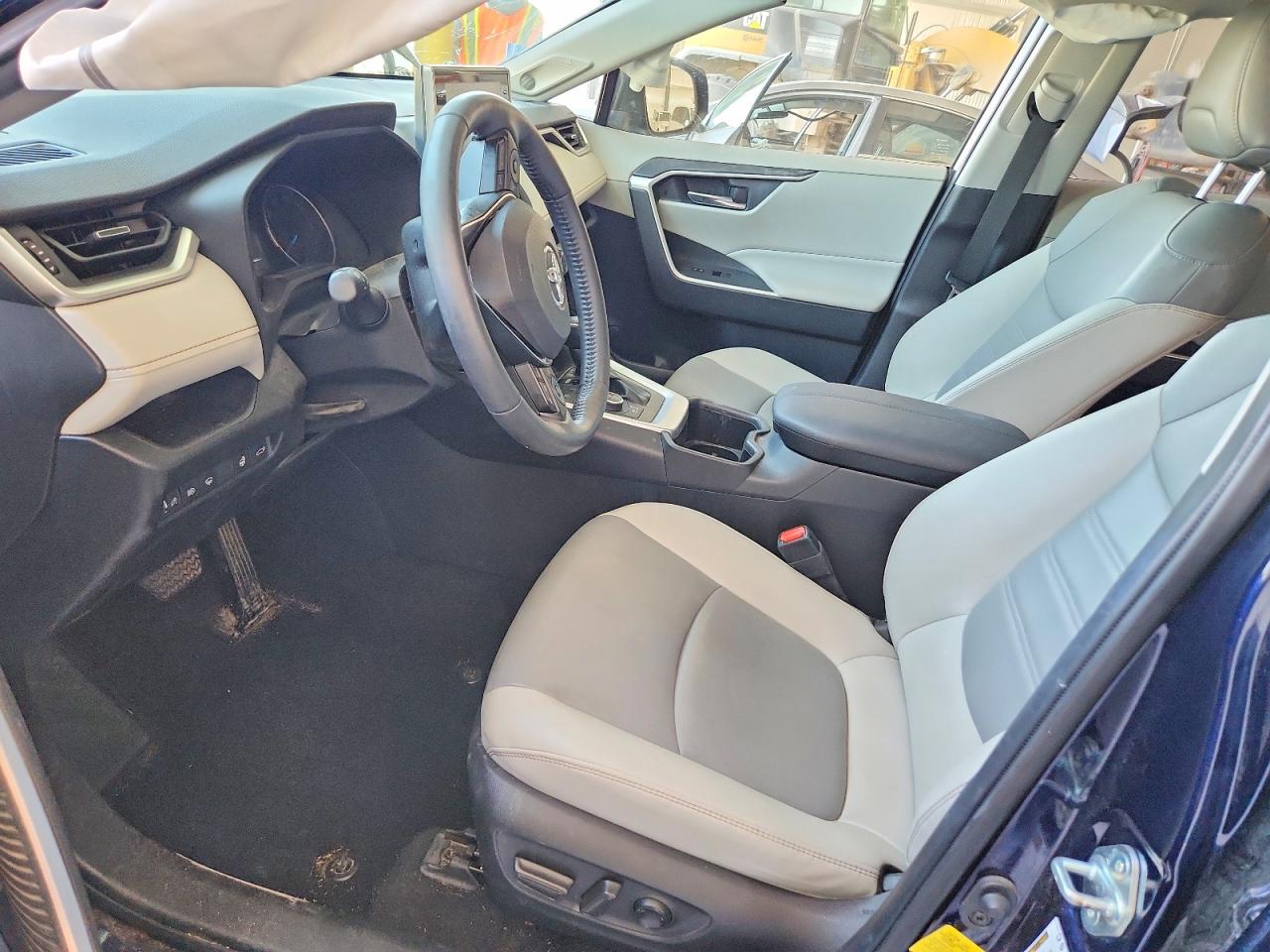 2022 Toyota Rav4 VIN JTMB6RFV9ND060194 photo 7