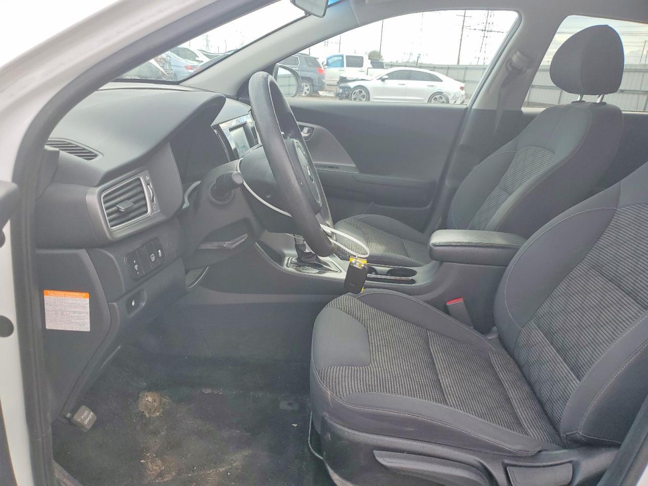 2019 Kia Niro VIN KNDCB3LC0K5246132 photo 7
