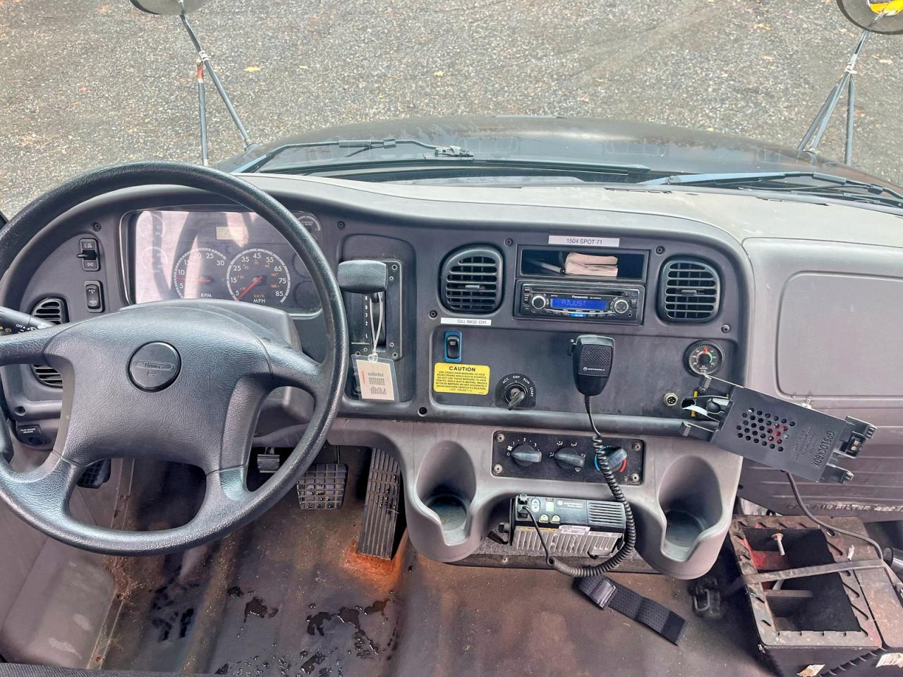 2015 FREIGHTLINER All models VIN 4UZABRDU1FCGJ8501 photo 9
