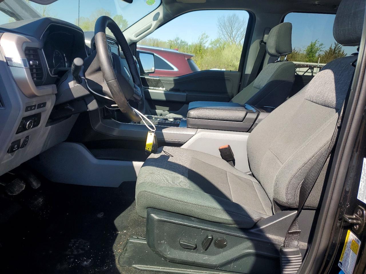 2023 Ford F150 VIN 1FTFW1E52PFC68848 photo 7