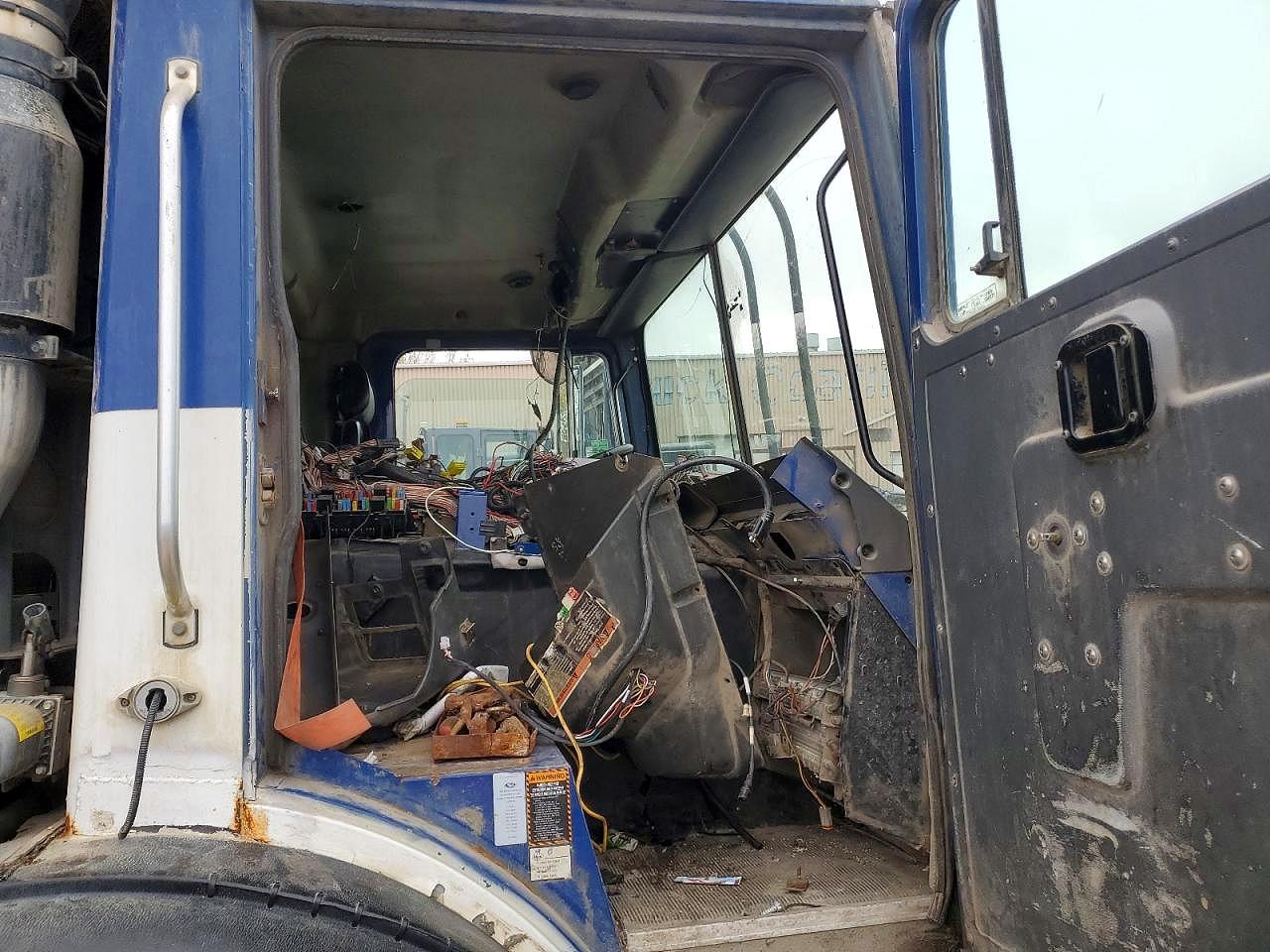 2014 MACK All other VIN 1M2AV02C5EM011178 photo 5