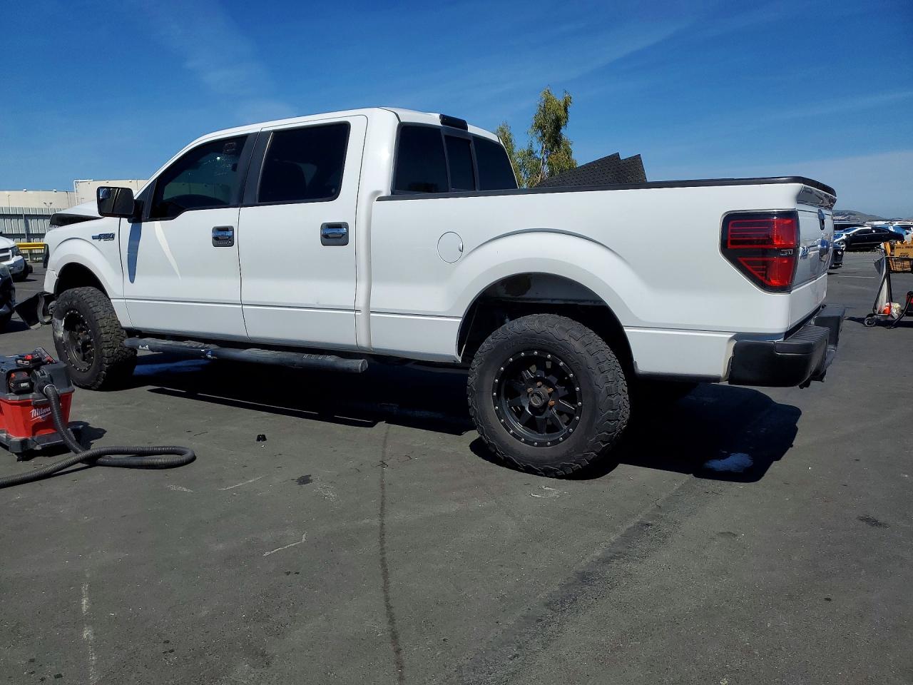 2014 Ford F150 VIN 1FTFW1EF9EKD06847 photo 2