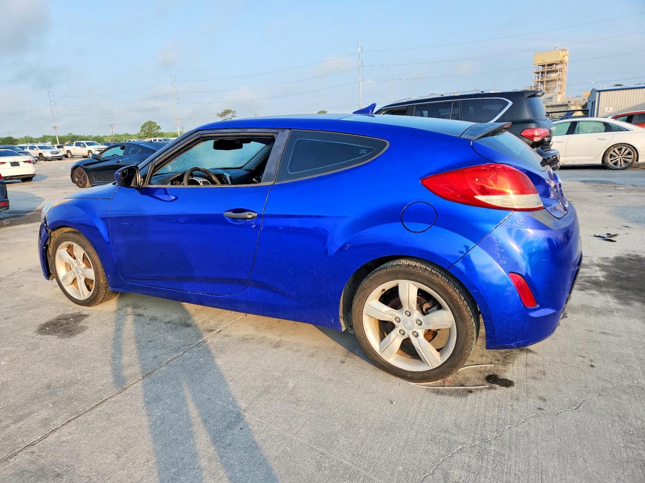2014 Hyundai Veloster VIN KMHTC6AD1EU207274 photo 2