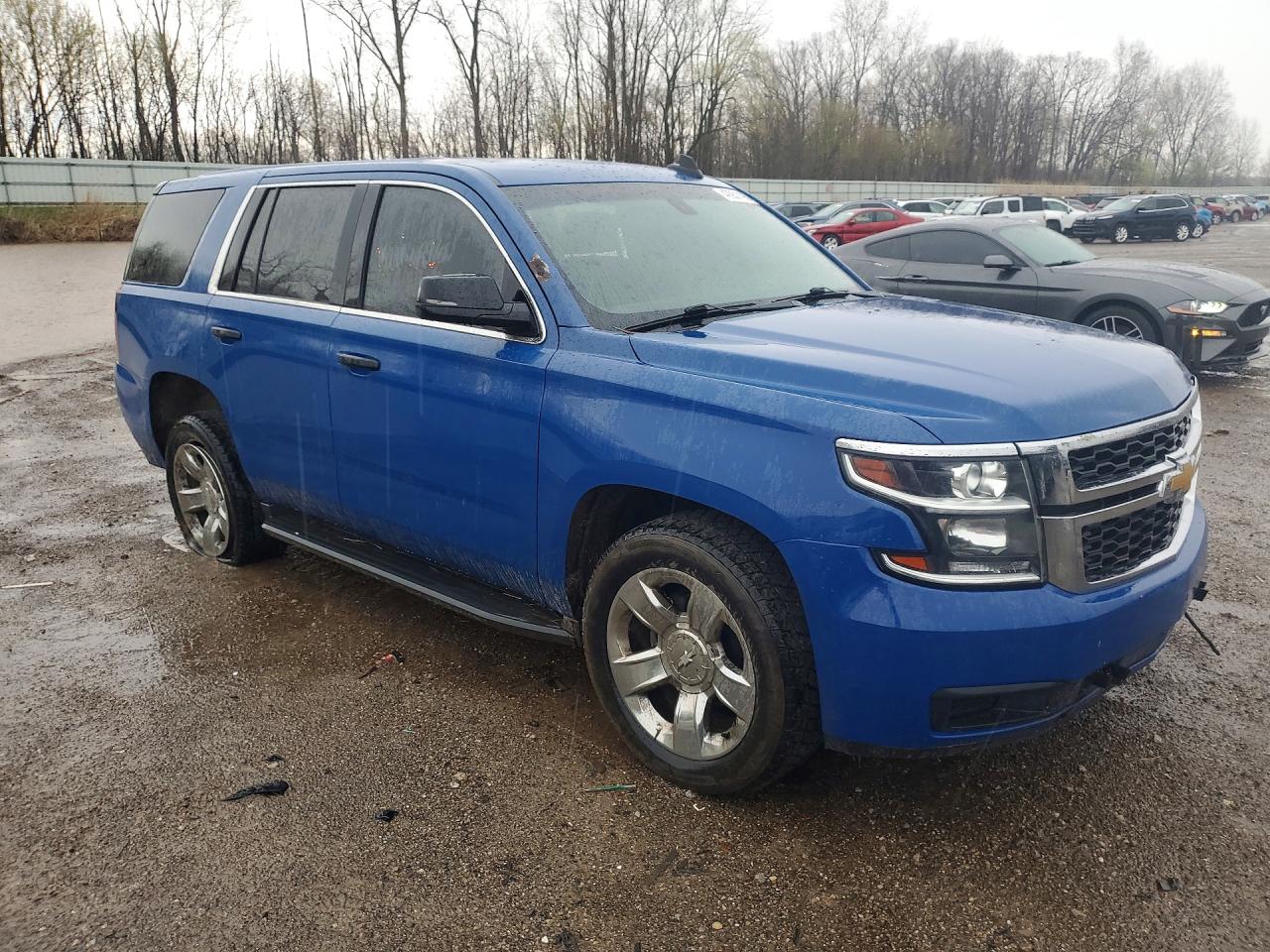 2018 Chevrolet Tahoe VIN 1GNSKDEC5JR311523 photo 4