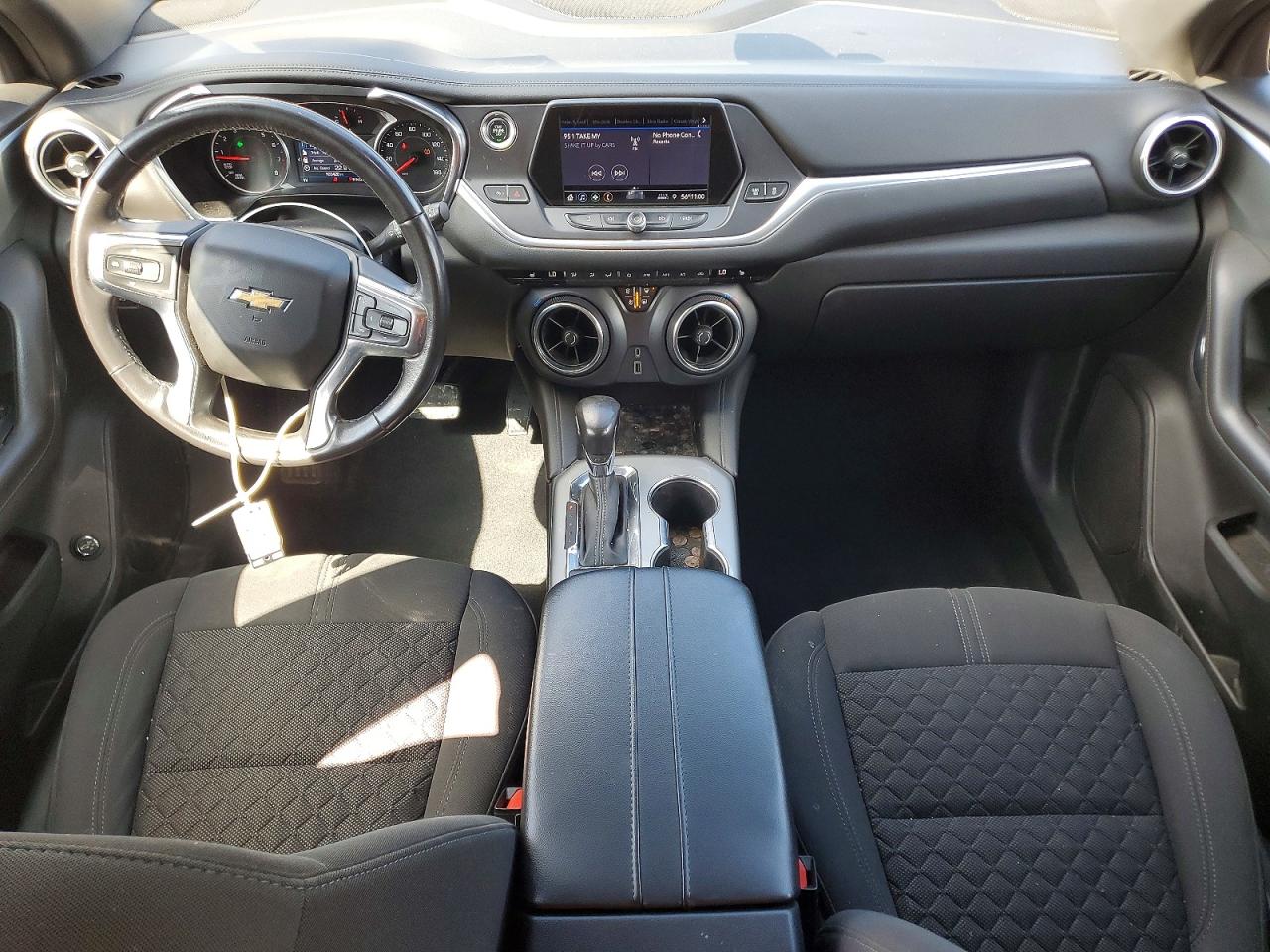2020 Chevrolet Blazer VIN 3GNKBHRS9LS566698 photo 8