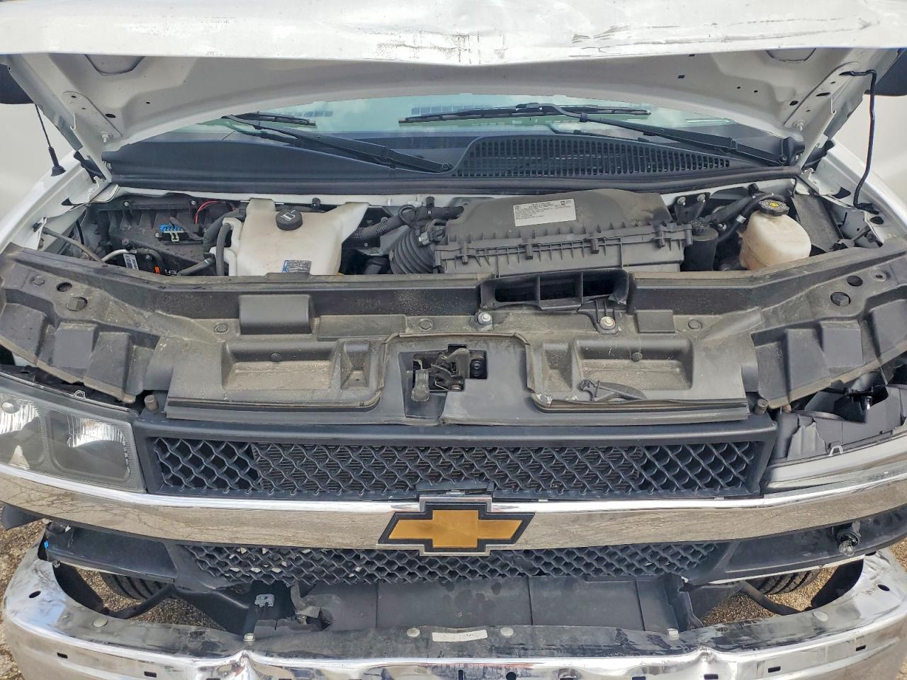 2025 Chevrolet Express VIN 1GAZGPF71S1165061 photo 12